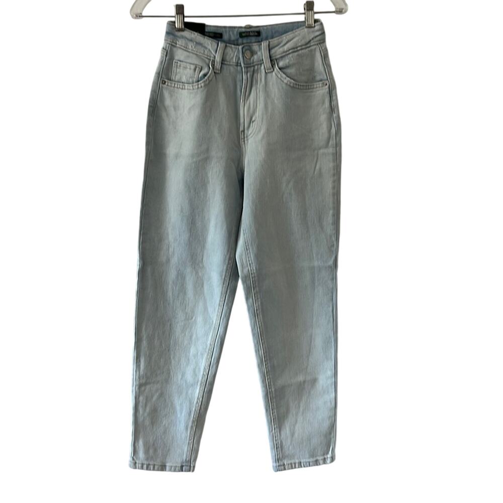 Wild Fable Light Wash Super High Rise Tapered Leg Jeans NWT Woman Size 0